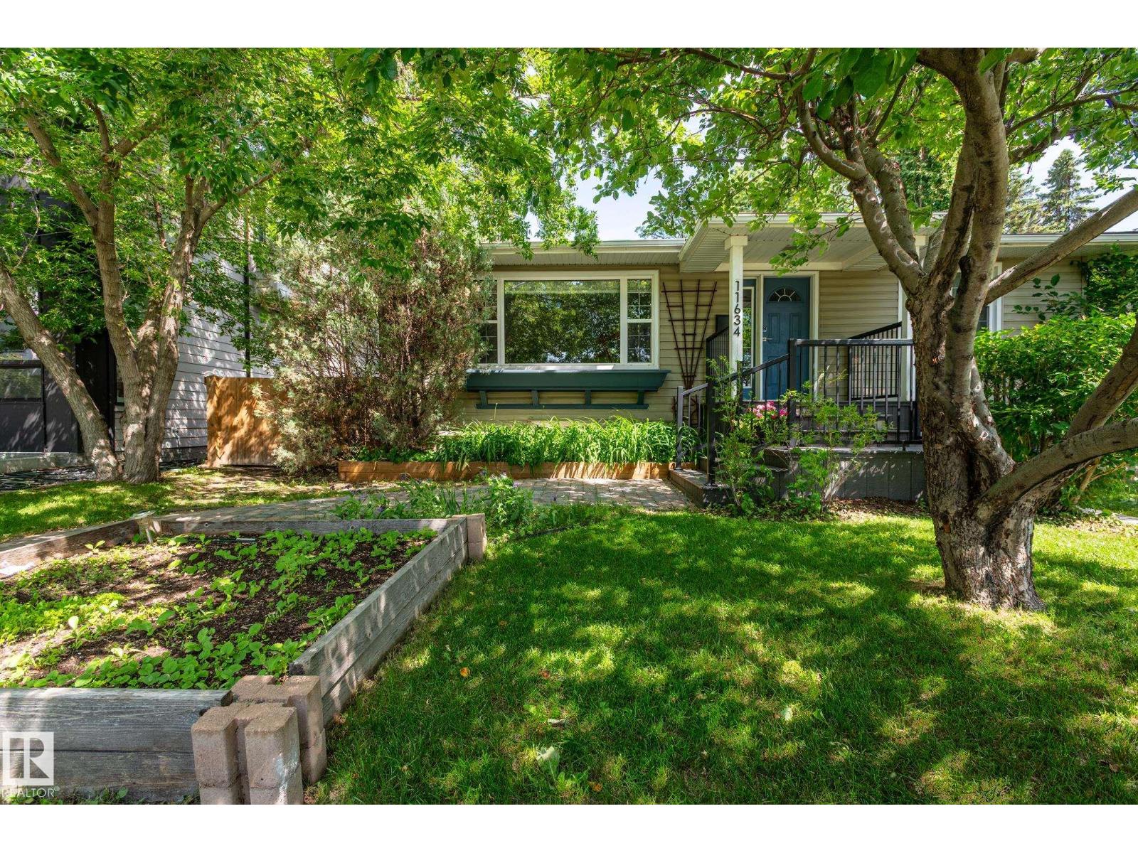 11634 74 AV NW NW, Edmonton, Alberta
