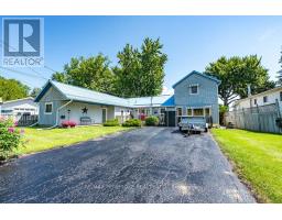 1213 BURNS DRIVE, Laurentian Valley, Ontario