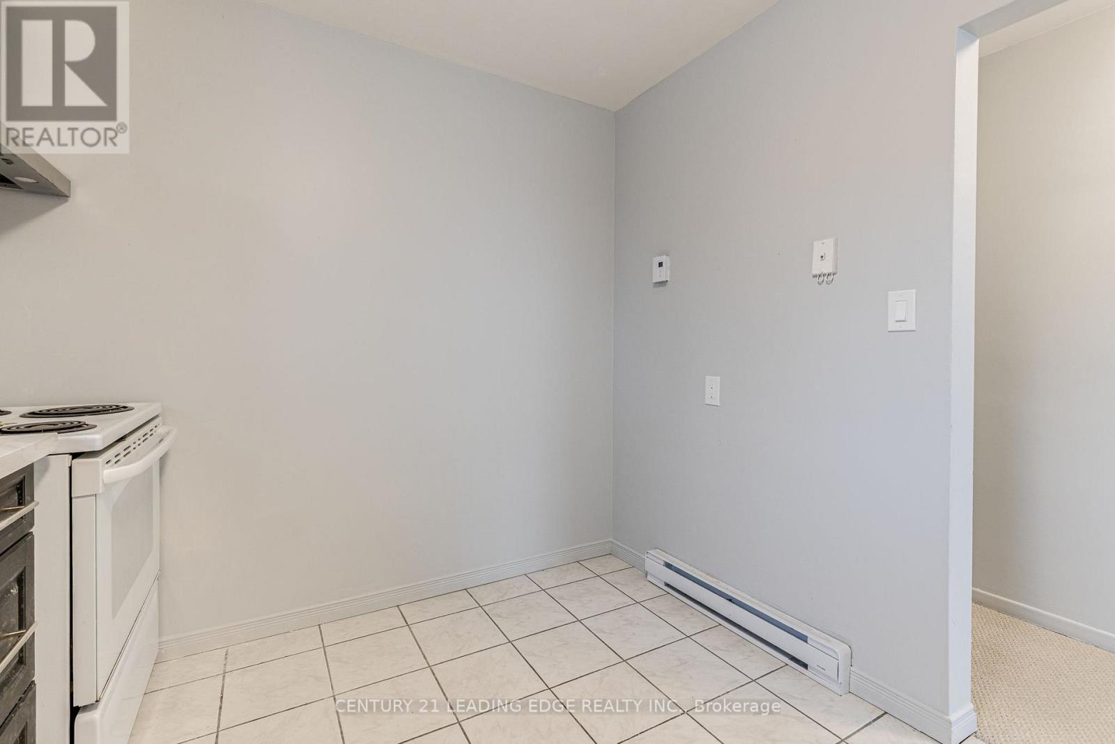 1 - 796 Midland Avenue, Toronto, Ontario  M1K 4E7 - Photo 10 - E13480554