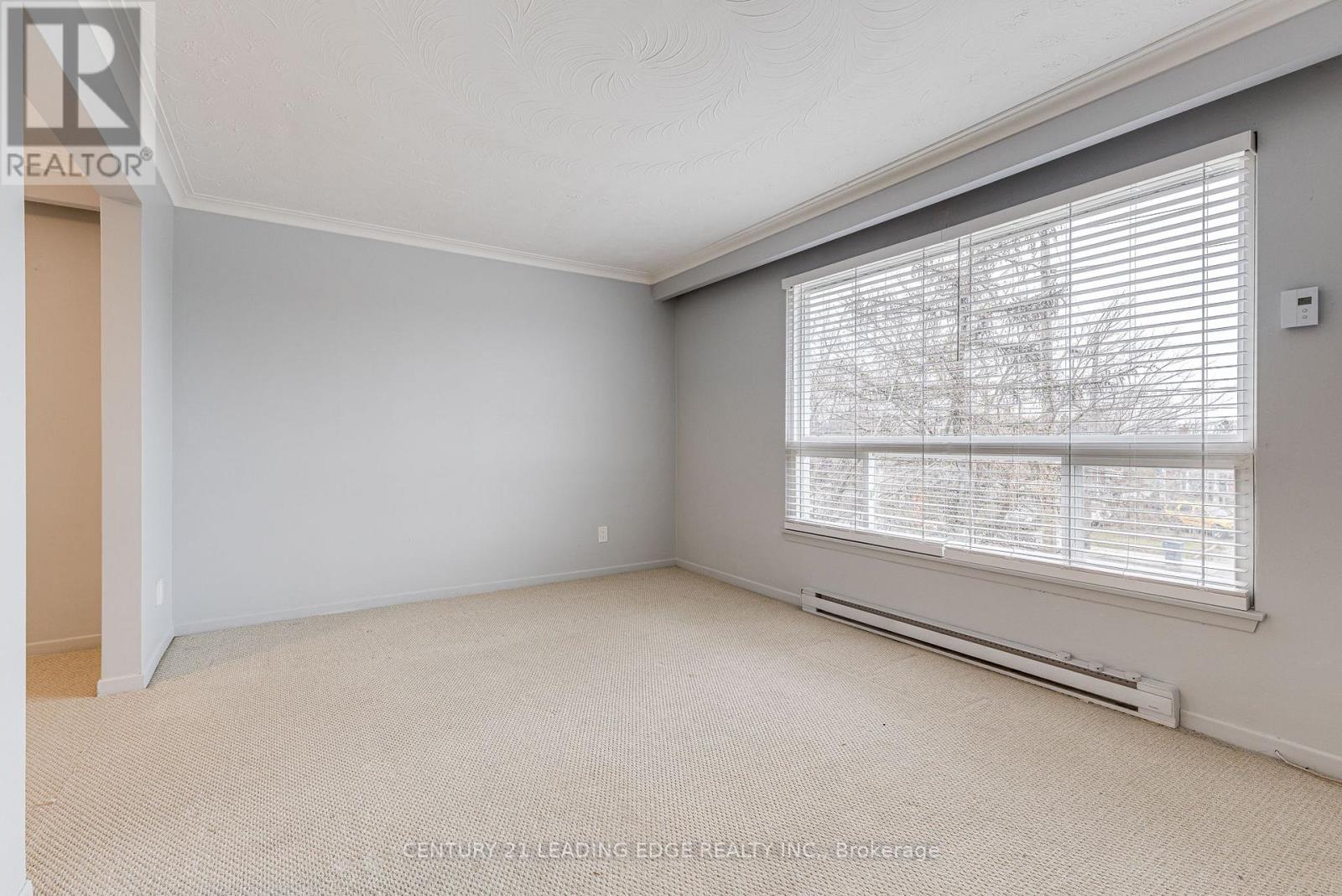 1 - 796 Midland Avenue, Toronto, Ontario  M1K 4E7 - Photo 6 - E13480554