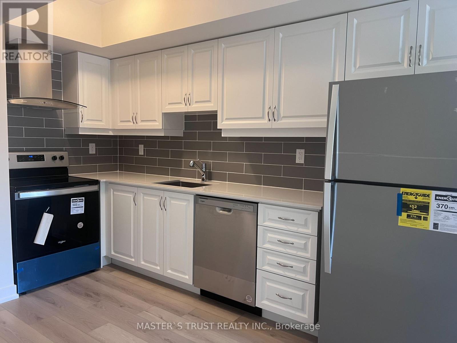 1203 - 56 Elizabeth Street S, Richmond Hill, Ontario  L4C 5W2 - Photo 5 - N13496996