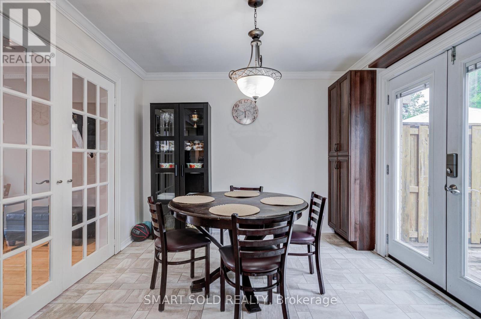255 Cedar Avenue, Richmond Hill, Ontario  L4C 2B3 - Photo 17 - N13496994