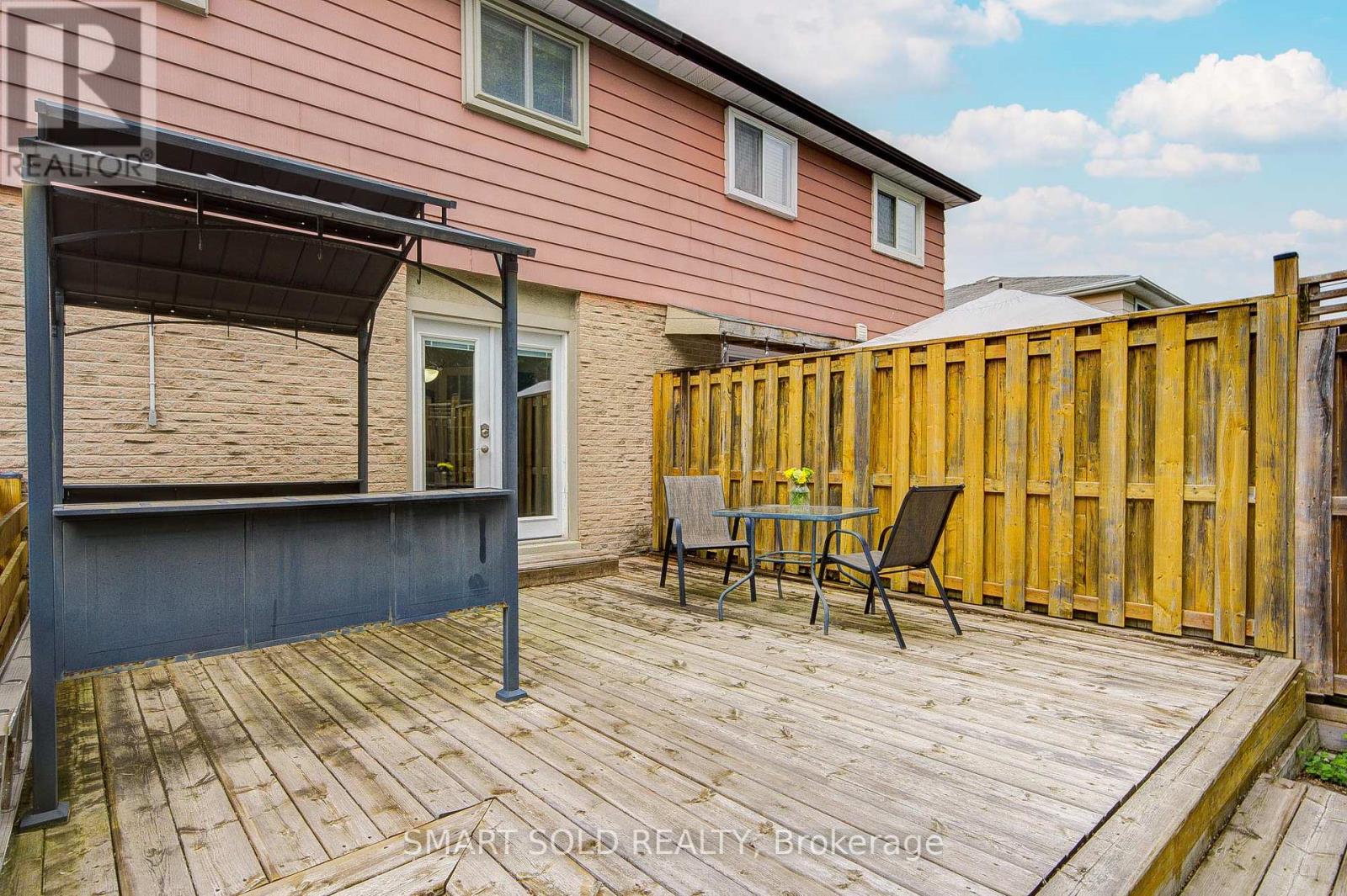 255 Cedar Avenue, Richmond Hill, Ontario  L4C 2B3 - Photo 9 - N13496994