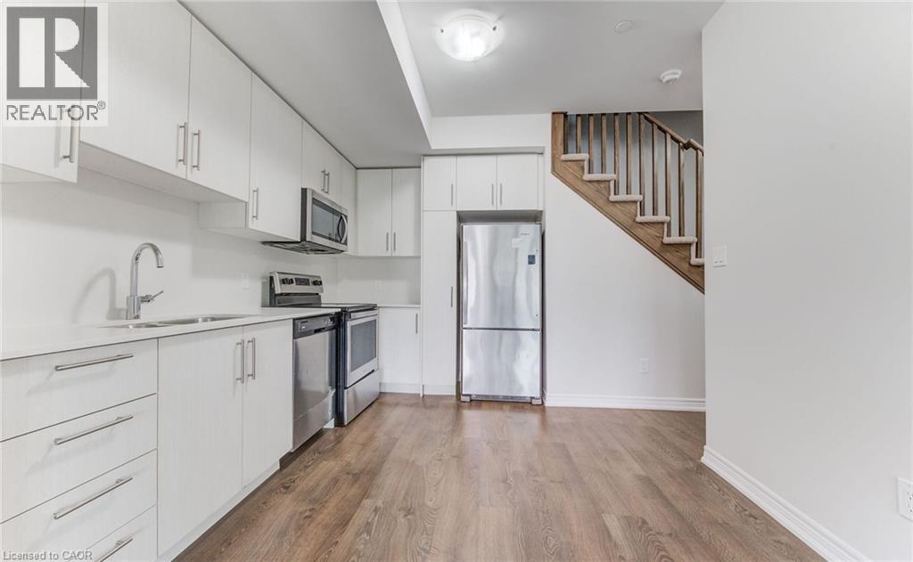2205 Lillykin Street Unit# 4, Oakville, Ontario  L6H 7H2 - Photo 4 - 40843420