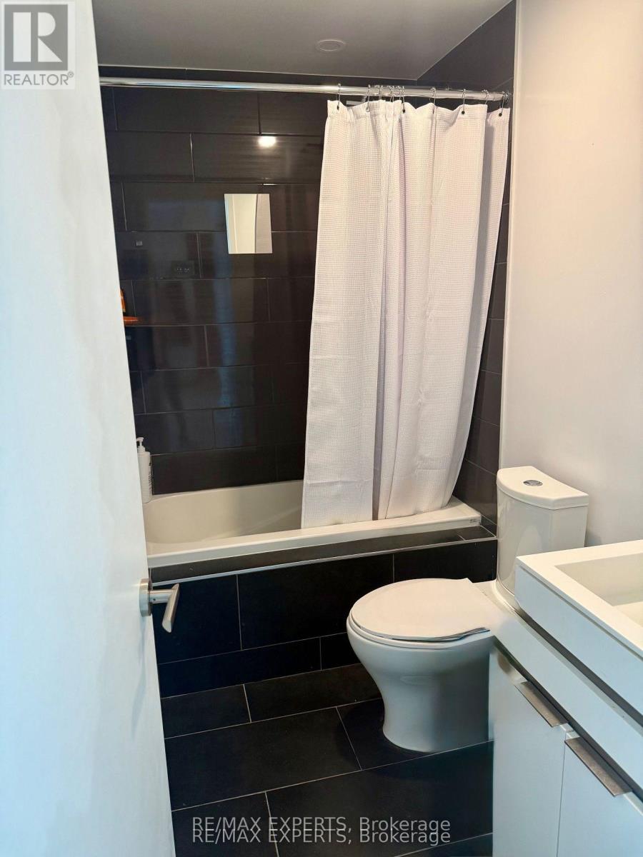 3414 - 197 Yonge Street, Toronto, Ontario  M5B 0C1 - Photo 13 - C13499870