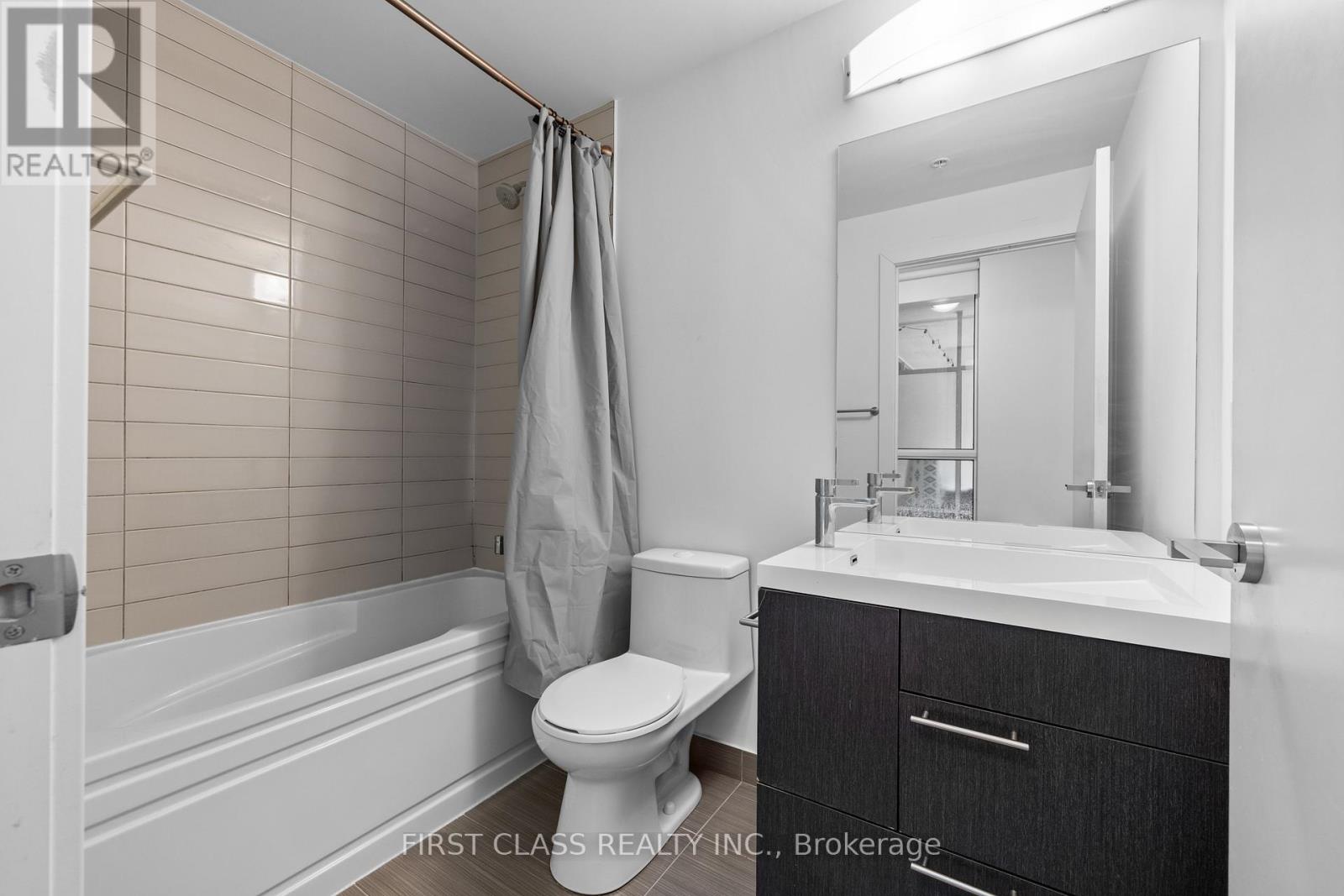 304 - 30 Nelson Street, Toronto, Ontario  M5V 0H5 - Photo 16 - C13499894