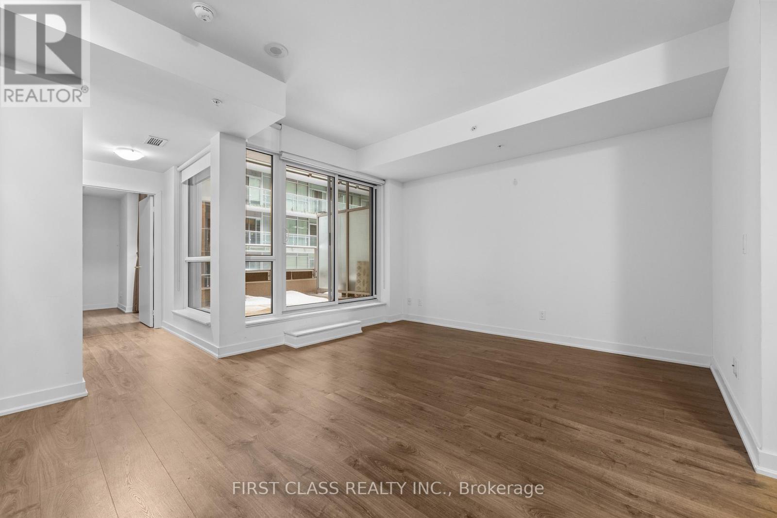 304 - 30 Nelson Street, Toronto, Ontario  M5V 0H5 - Photo 8 - C13499894