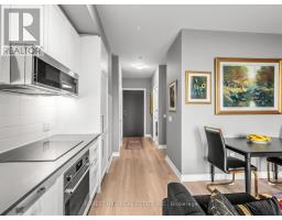 703 - 250 LAWRENCE AVENUE W, Toronto, Ontario