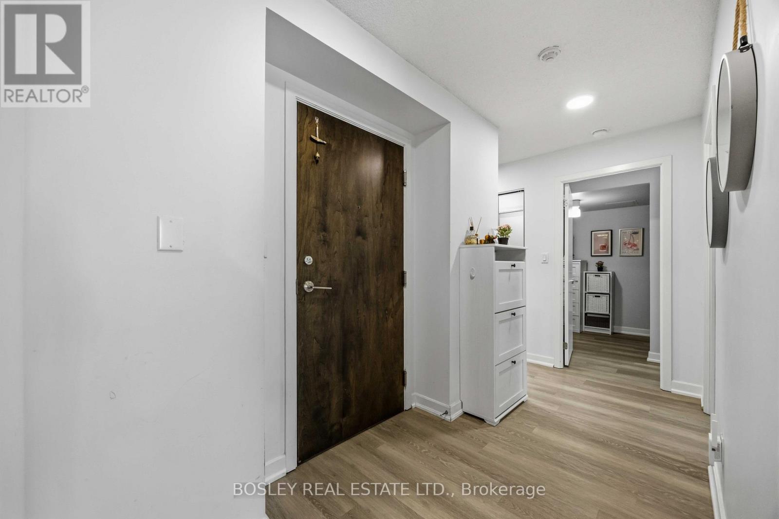 1001 - 18 Harbour Street, Toronto, Ontario  M5J 2Z6 - Photo 10 - C13499928