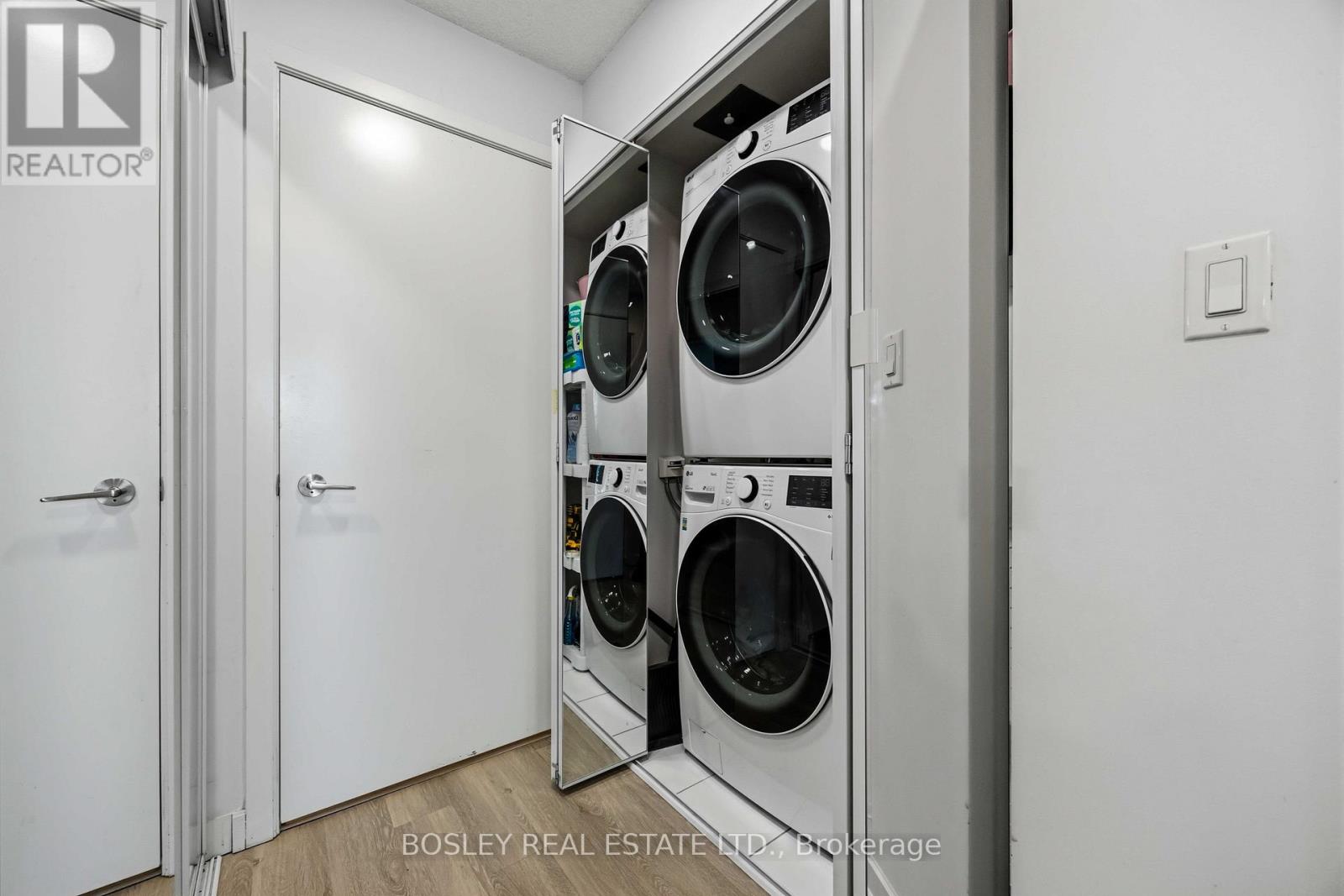 1001 - 18 Harbour Street, Toronto, Ontario  M5J 2Z6 - Photo 24 - C13499928