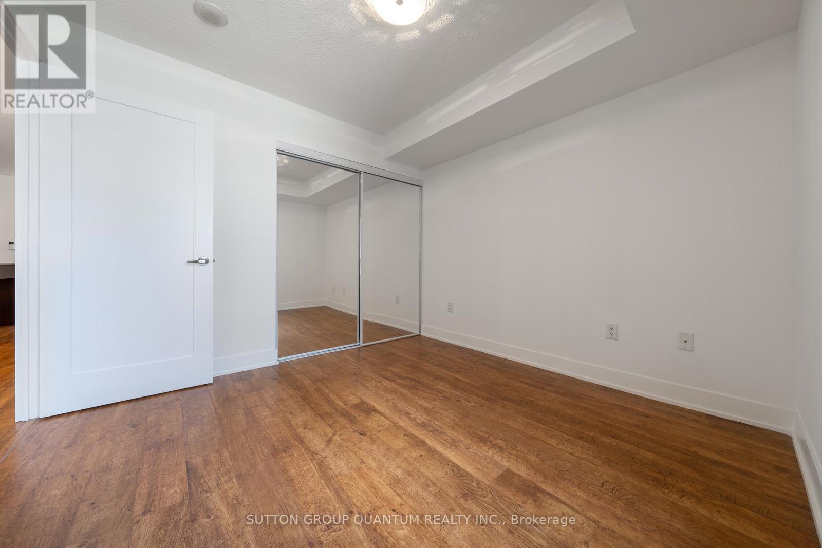 1621 - 20 Blue Jays Way, Toronto, Ontario  M5V 3W6 - Photo 13 - C13500016