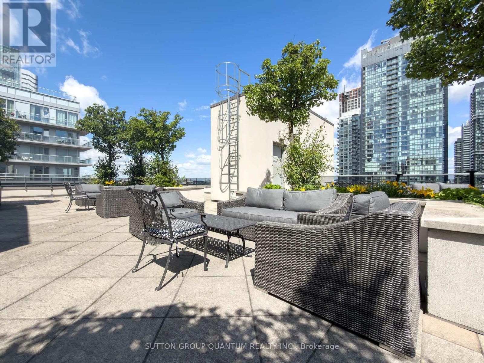 1621 - 20 Blue Jays Way, Toronto, Ontario  M5V 3W6 - Photo 39 - C13500016