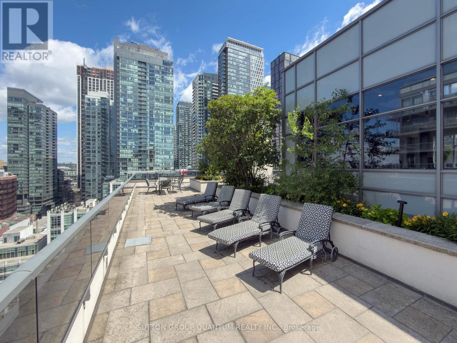 1621 - 20 Blue Jays Way, Toronto, Ontario  M5V 3W6 - Photo 40 - C13500016