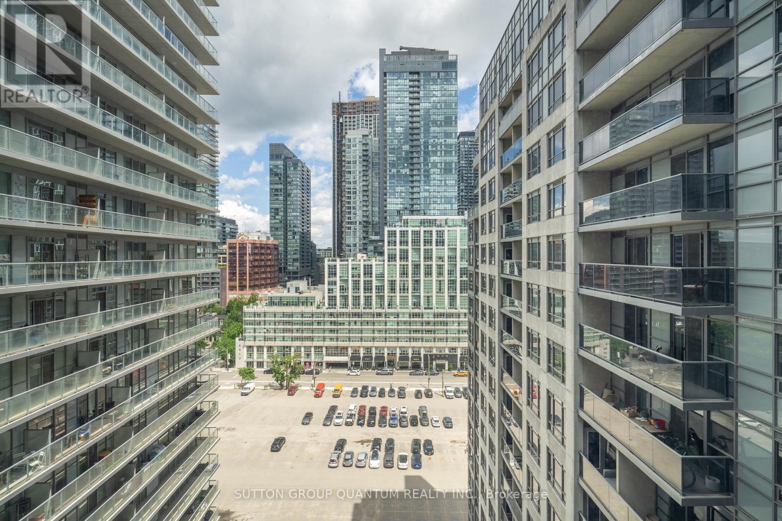 1621 - 20 Blue Jays Way, Toronto, Ontario  M5V 3W6 - Photo 8 - C13500016