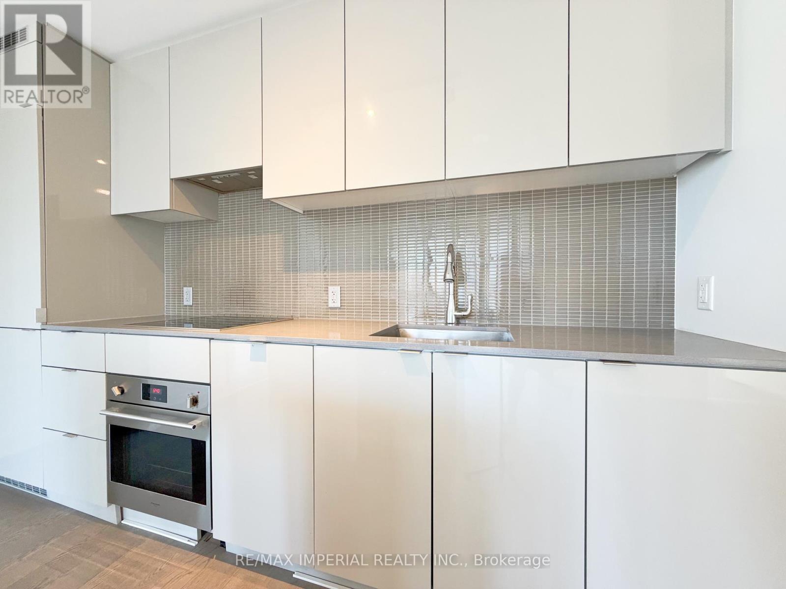 1911 - 7 Grenville Street, Toronto, Ontario  M4Y 0E9 - Photo 14 - C13500038