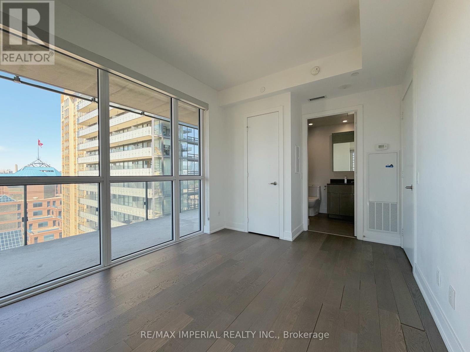 1911 - 7 Grenville Street, Toronto, Ontario  M4Y 0E9 - Photo 29 - C13500038