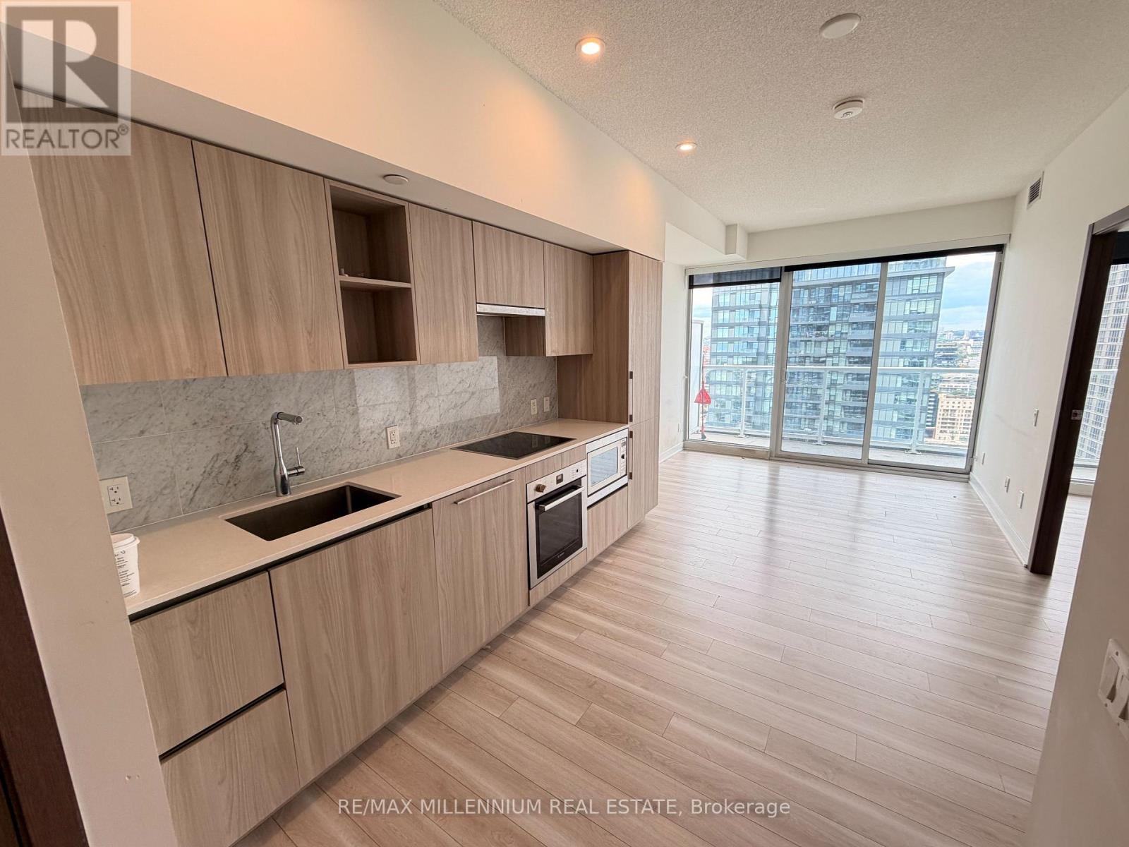 3209 - 17 Bathurst Street, Toronto, Ontario  M5V 0N1 - Photo 4 - C13500042