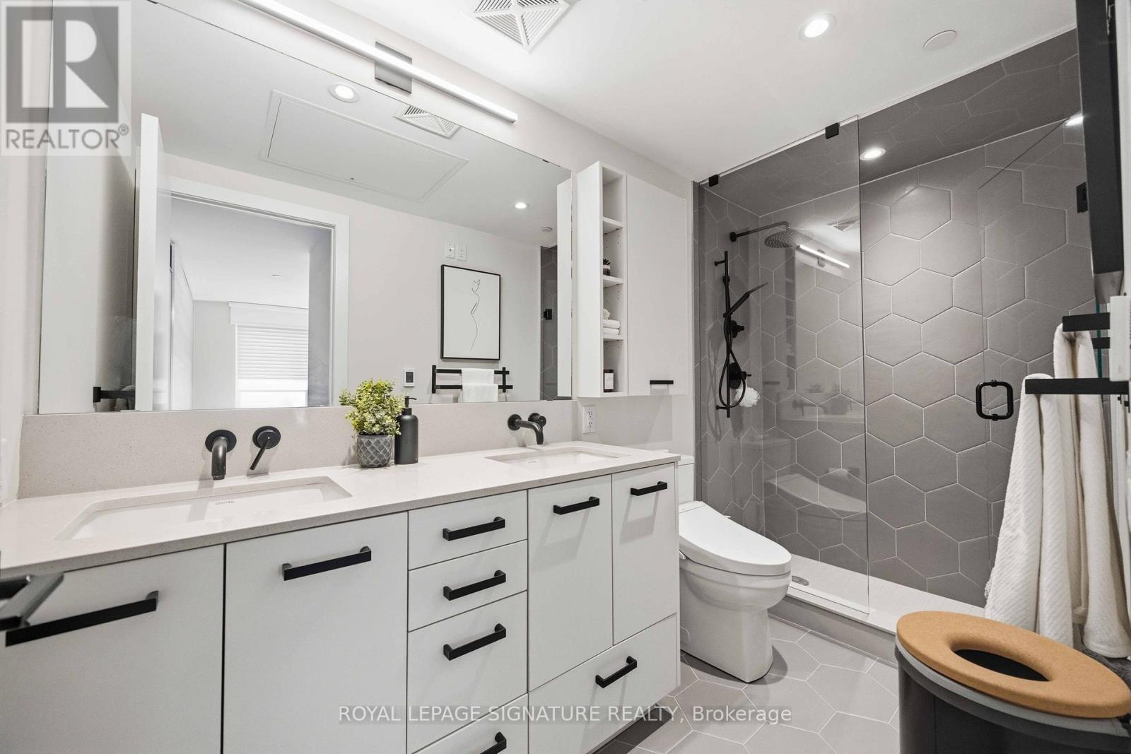 405 - 1888 Queen Street E, Toronto, Ontario  M4L 1H3 - Photo 25 - E13499868