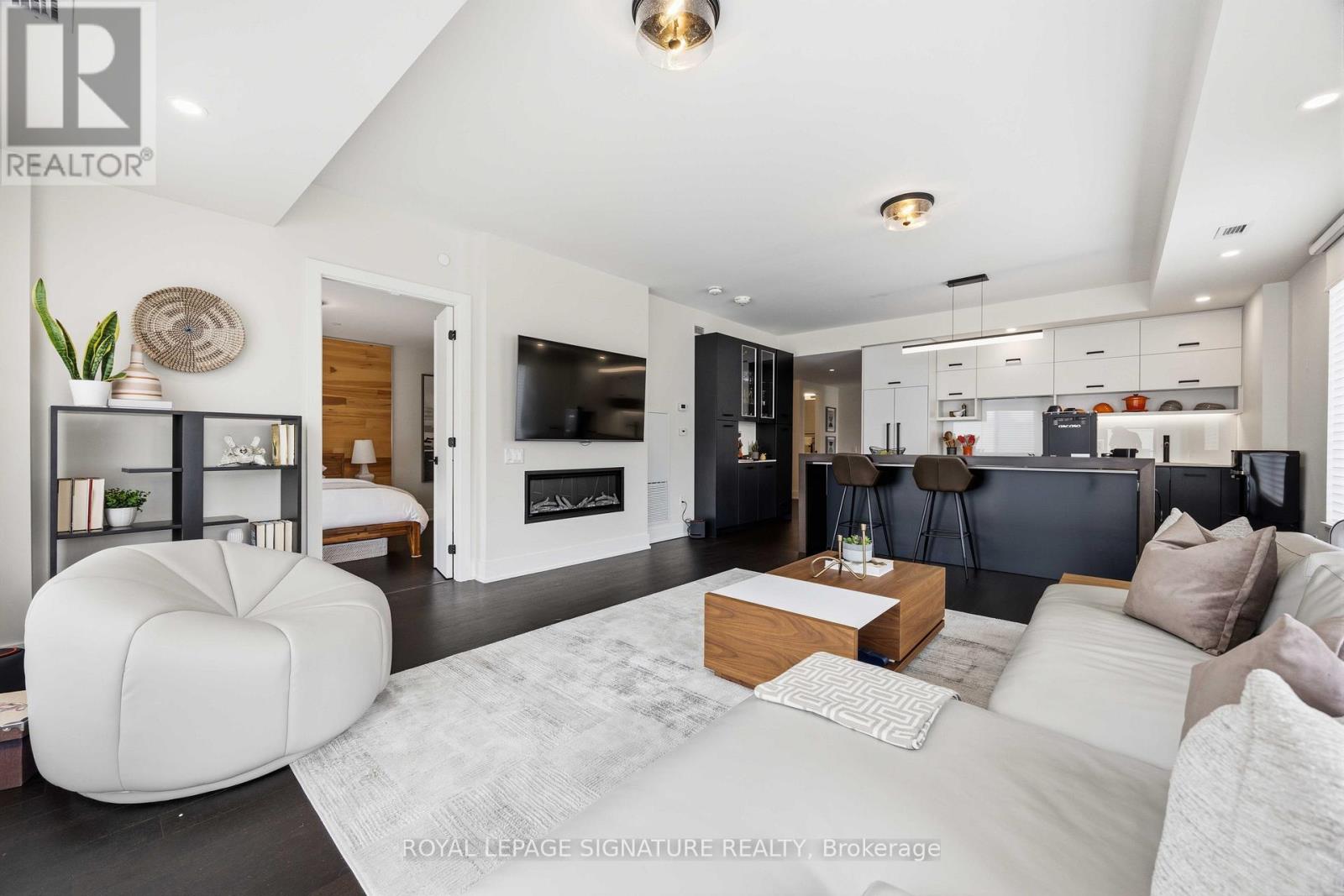 405 - 1888 Queen Street E, Toronto, Ontario  M4L 1H3 - Photo 7 - E13499868