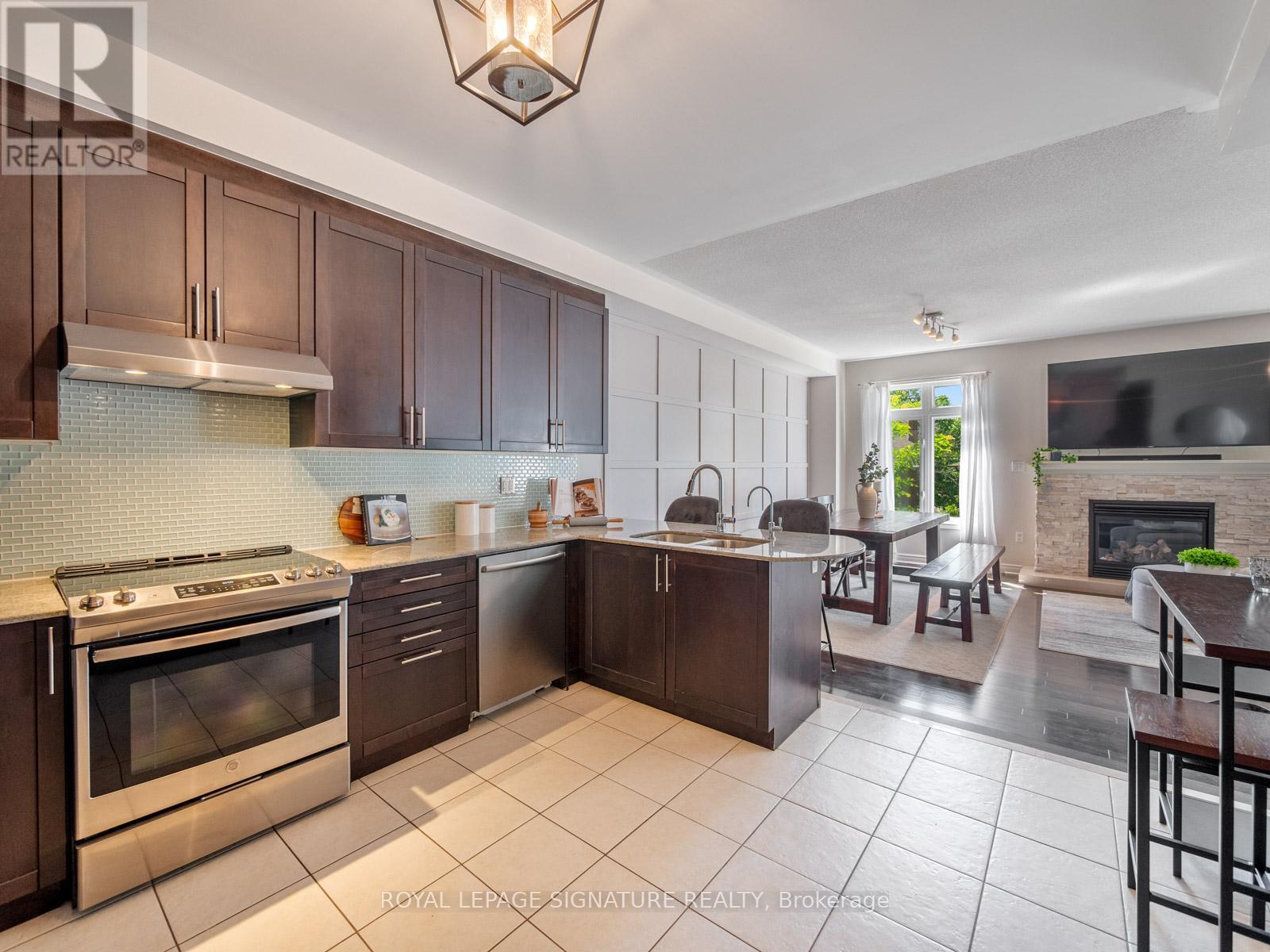9 Mastwood Crescent, Toronto, Ontario  M1C 0B3 - Photo 10 - E13499904