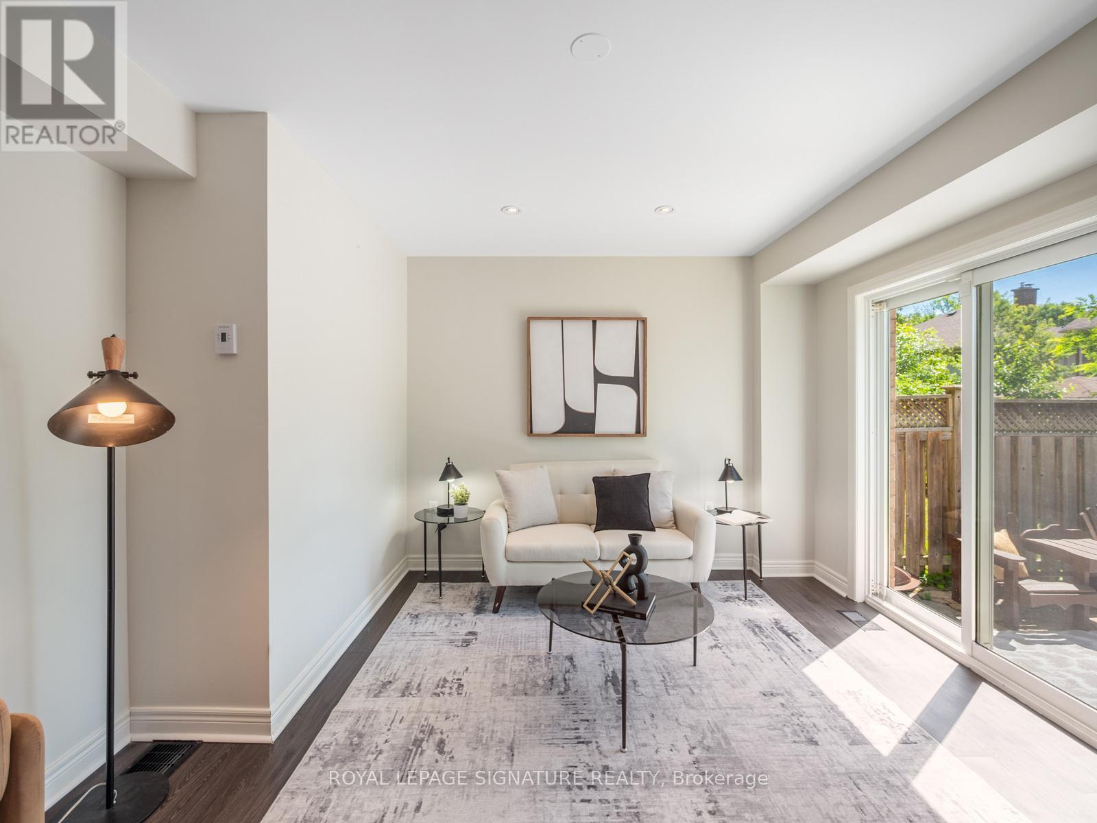 9 Mastwood Crescent, Toronto, Ontario  M1C 0B3 - Photo 37 - E13499904