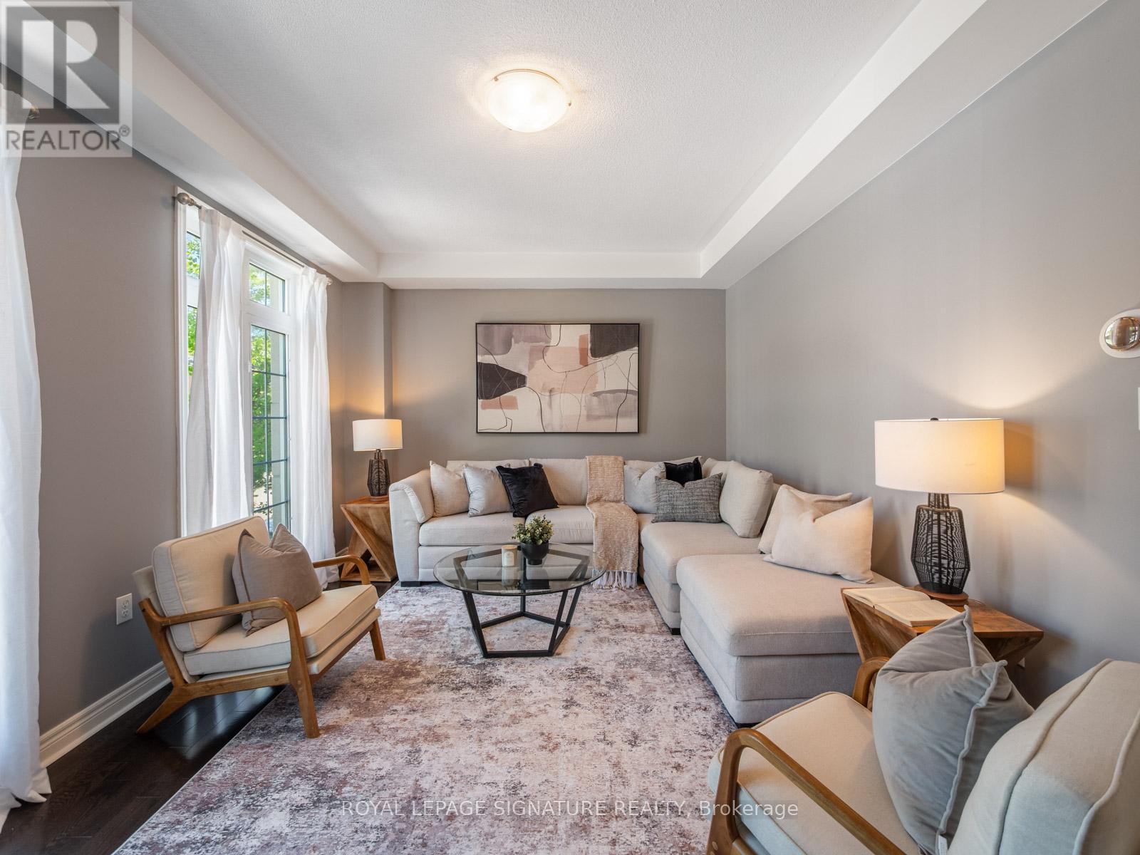 9 Mastwood Crescent, Toronto, Ontario  M1C 0B3 - Photo 7 - E13499904