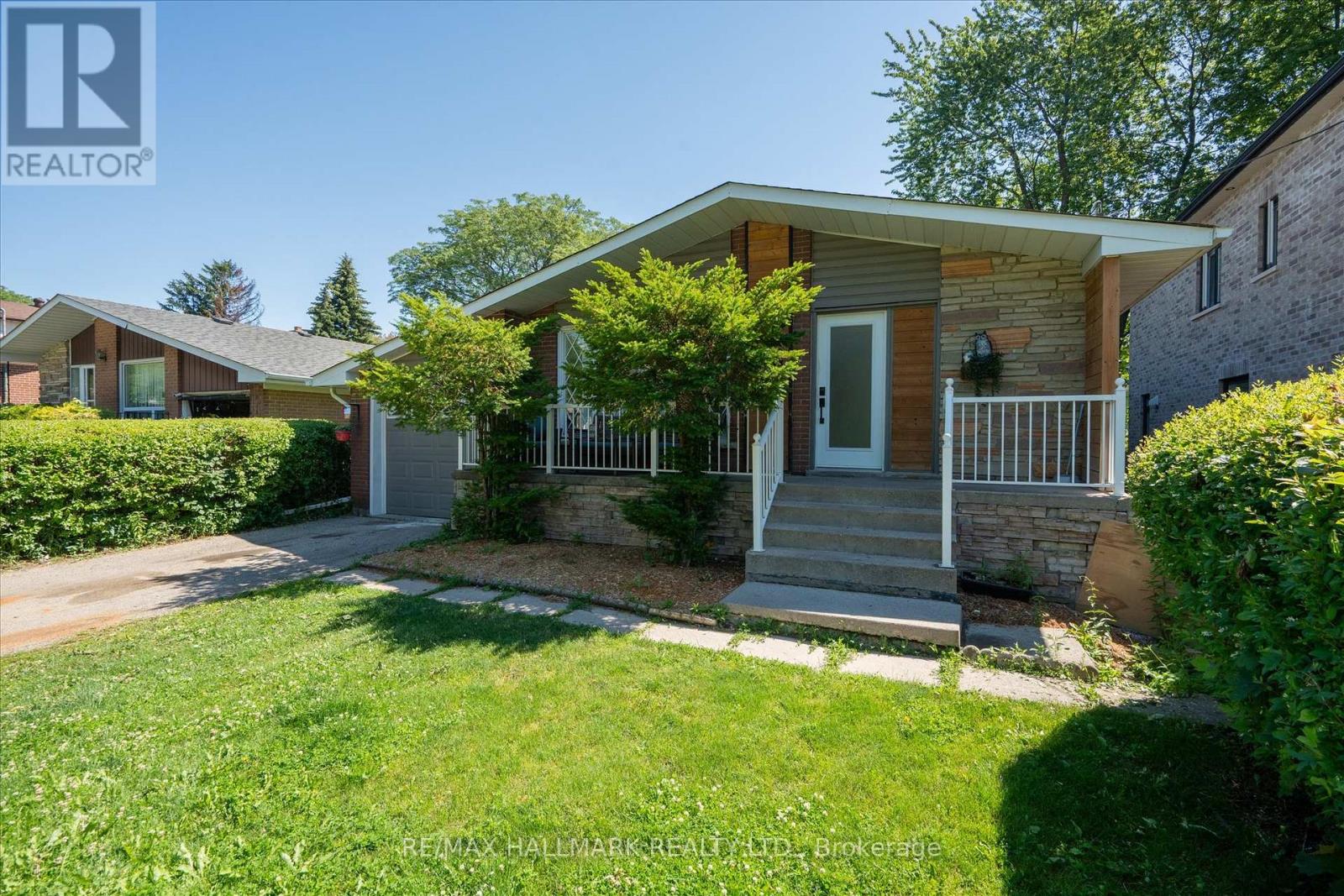 171 Orton Park Road, Toronto, Ontario  M1G 3H2 - Photo 4 - E13499978