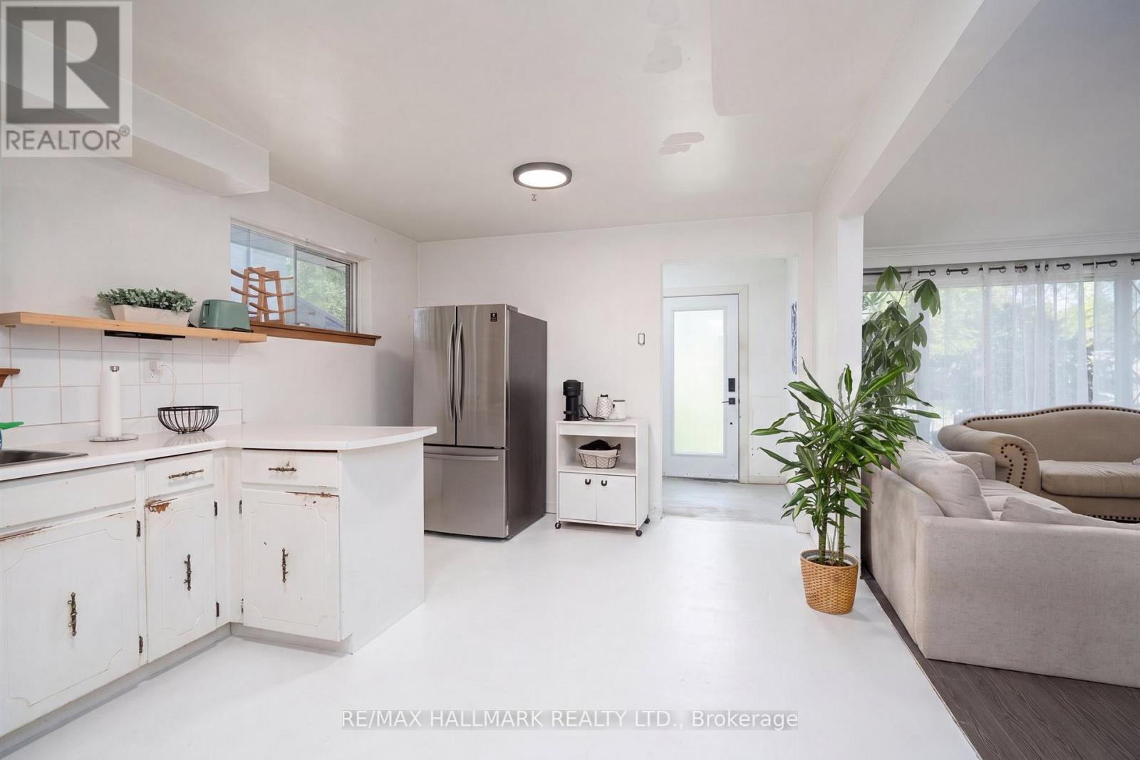 171 Orton Park Road, Toronto, Ontario  M1G 3H2 - Photo 7 - E13499978