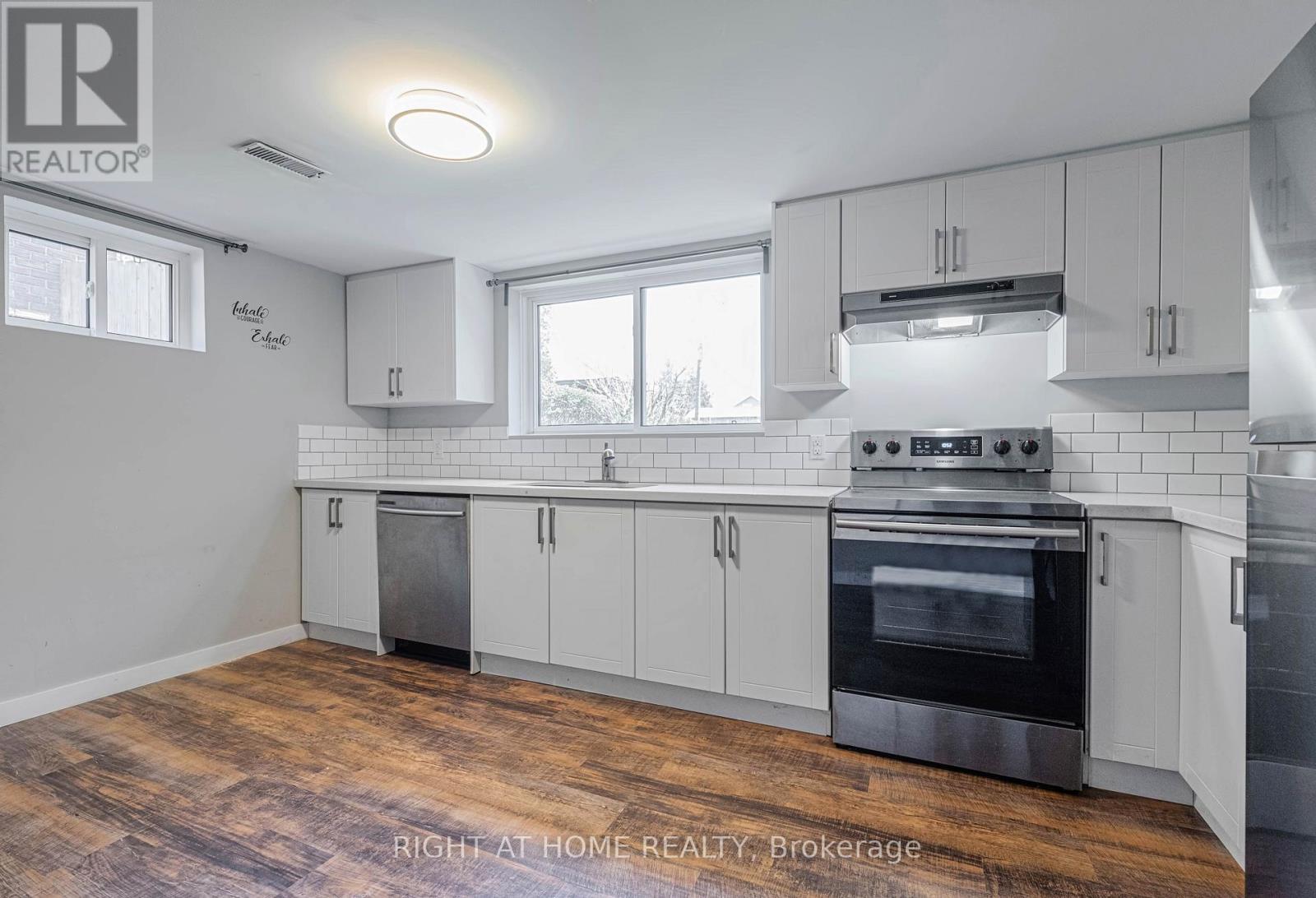 Lower - 297 Geneva Avenue, Oshawa, Ontario  L1J 1L9 - Photo 4 - E13497040