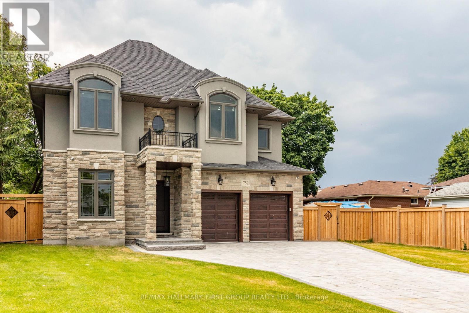 752 HILLVIEW CRESCENT, Pickering, Ontario