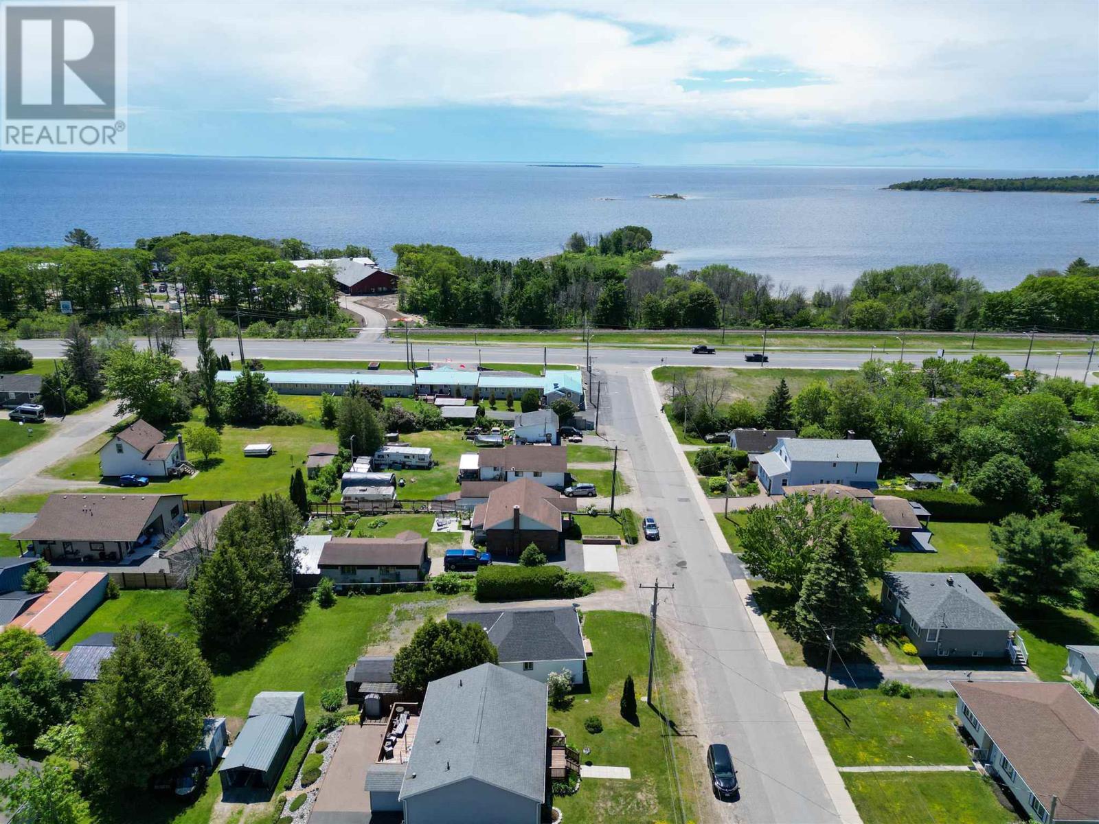 28 Queen Ave, Blind River, Ontario  P0R 1B0 - Photo 23 - SM261505