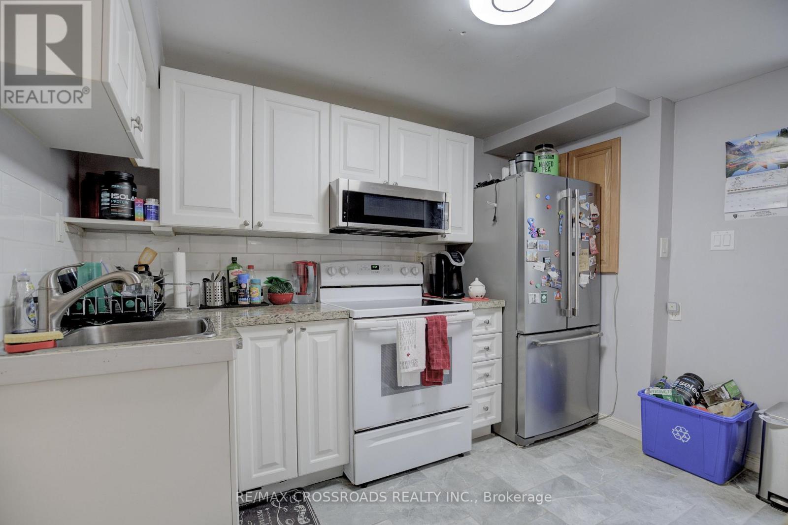 (Basement) - 2 Viceregal Court, Whitby, Ontario  L1N 6R2 - Photo 13 - E13497078