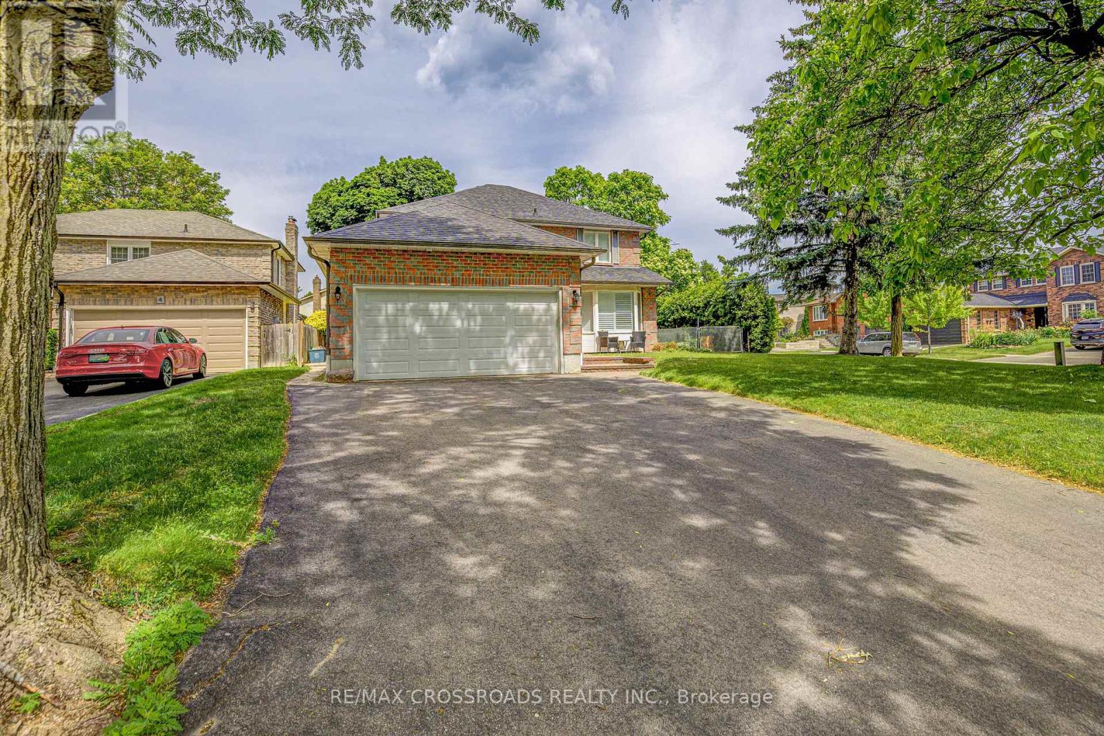 (Basement) - 2 Viceregal Court, Whitby, Ontario  L1N 6R2 - Photo 3 - E13497078