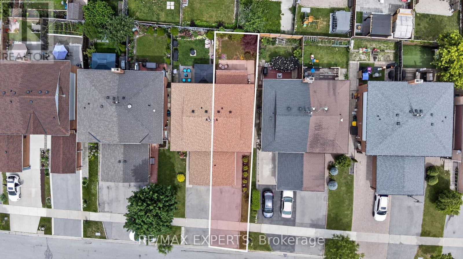 112 Andrea Lane, Vaughan, Ontario  L4L 1E7 - Photo 3 - N13499998