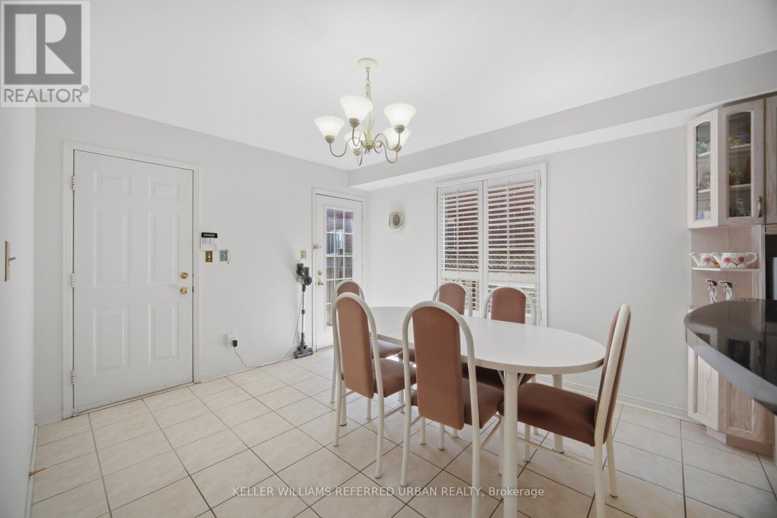 239 Drummond Drive, Vaughan, Ontario  L6A 3C1 - Photo 13 - N13500048