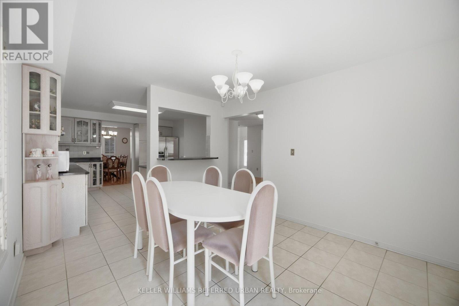239 Drummond Drive, Vaughan, Ontario  L6A 3C1 - Photo 15 - N13500048