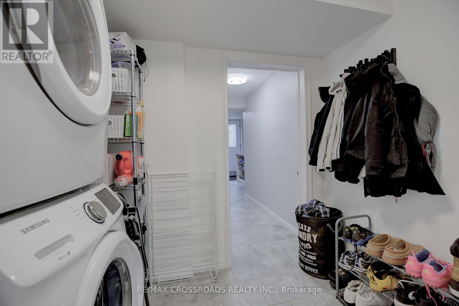 (Basement) - 2 Viceregal Court, Whitby, Ontario  L1N 6R2 - Photo 20 - E13497078