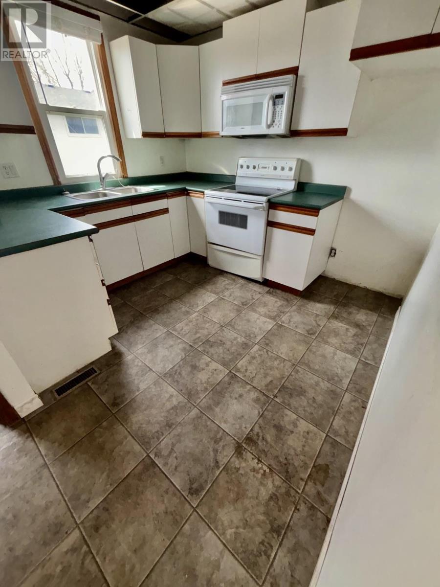 182 High St, Thudner Bay, Ontario  P7A 5R6 - Photo 5 - TB2601481