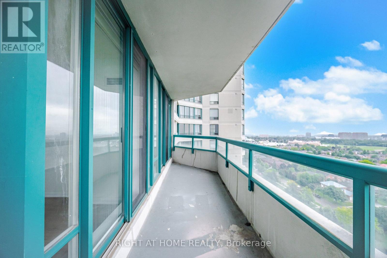 1808 - 550 Webb Drive, Mississauga, Ontario  L5B 3Y4 - Photo 26 - W13497056