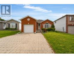 27 FINLAY ROAD, Barrie, Ontario