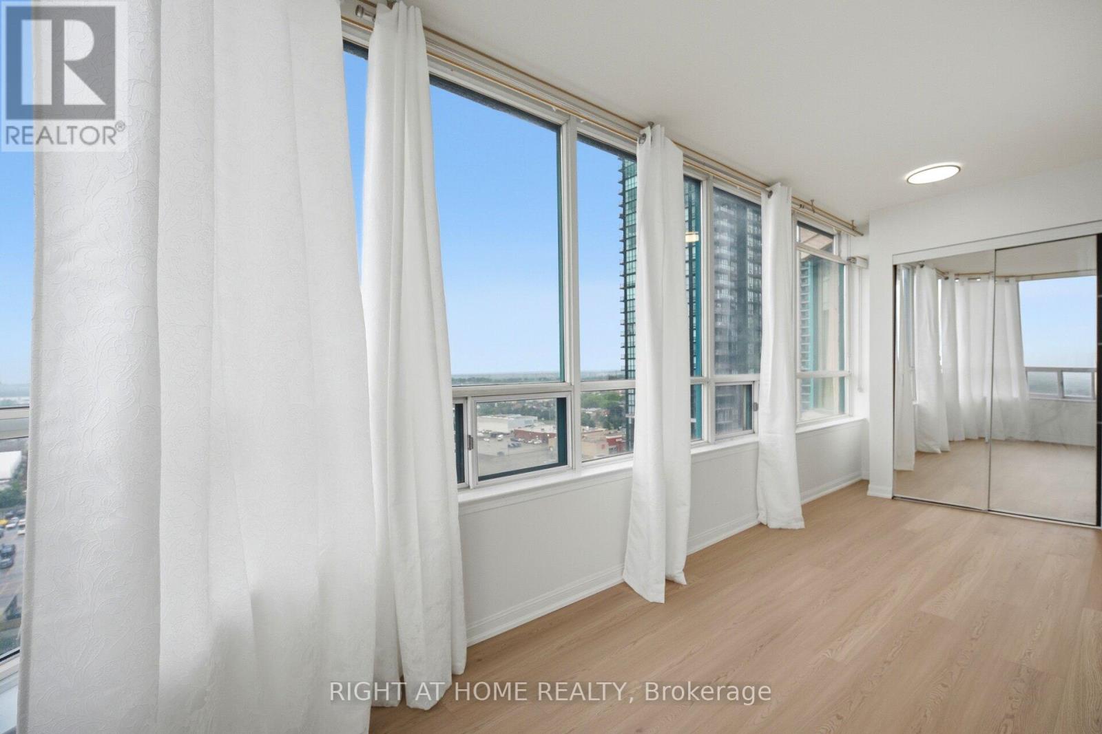 1808 - 550 Webb Drive, Mississauga, Ontario  L5B 3Y4 - Photo 27 - W13497056