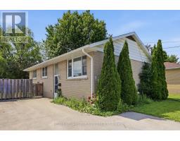 620 OAK STREET, Collingwood, Ontario