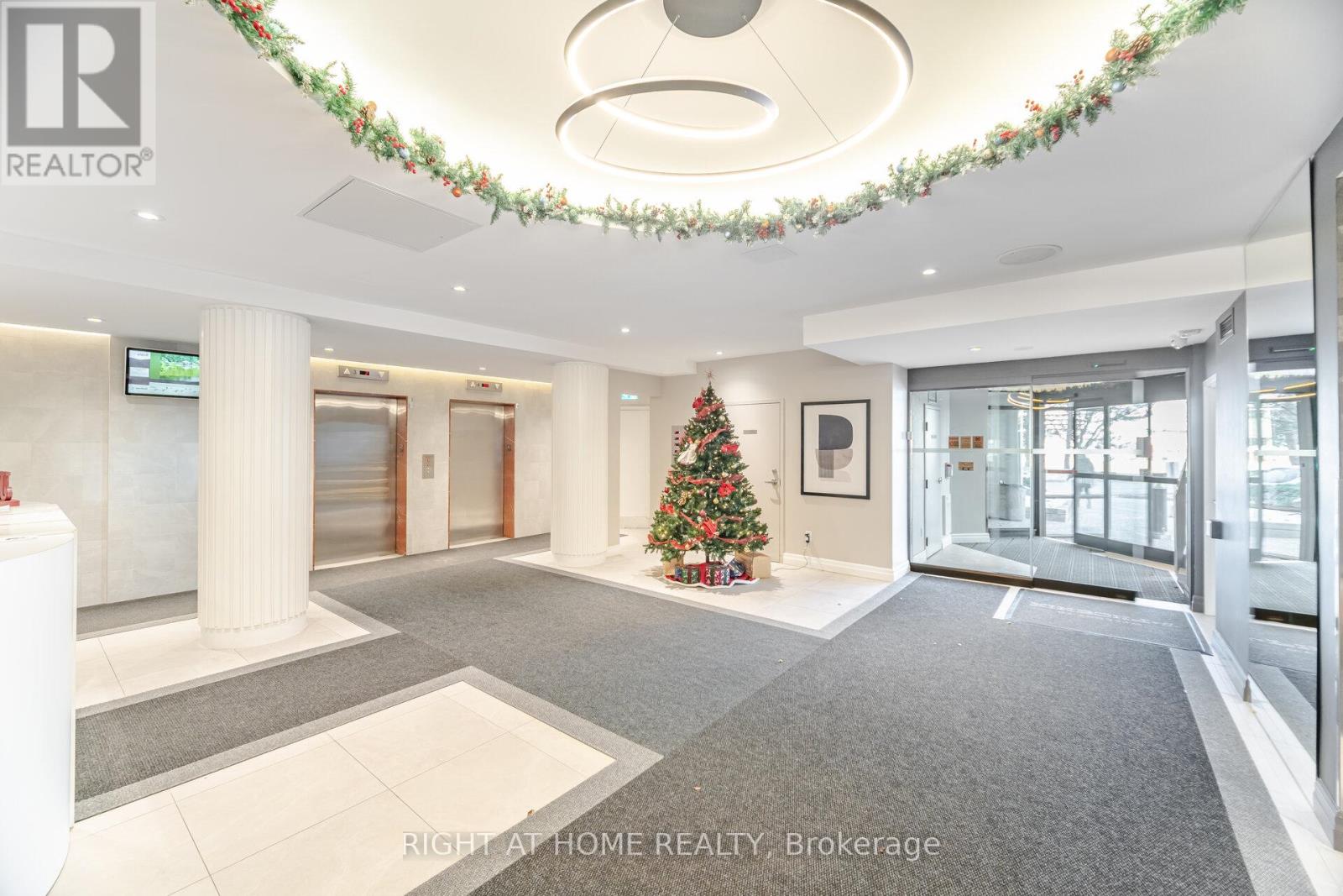 1808 - 550 Webb Drive, Mississauga, Ontario  L5B 3Y4 - Photo 8 - W13497056