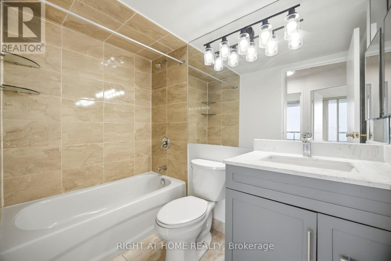 1808 - 550 Webb Drive, Mississauga, Ontario  L5B 3Y4 - Photo 31 - W13497056