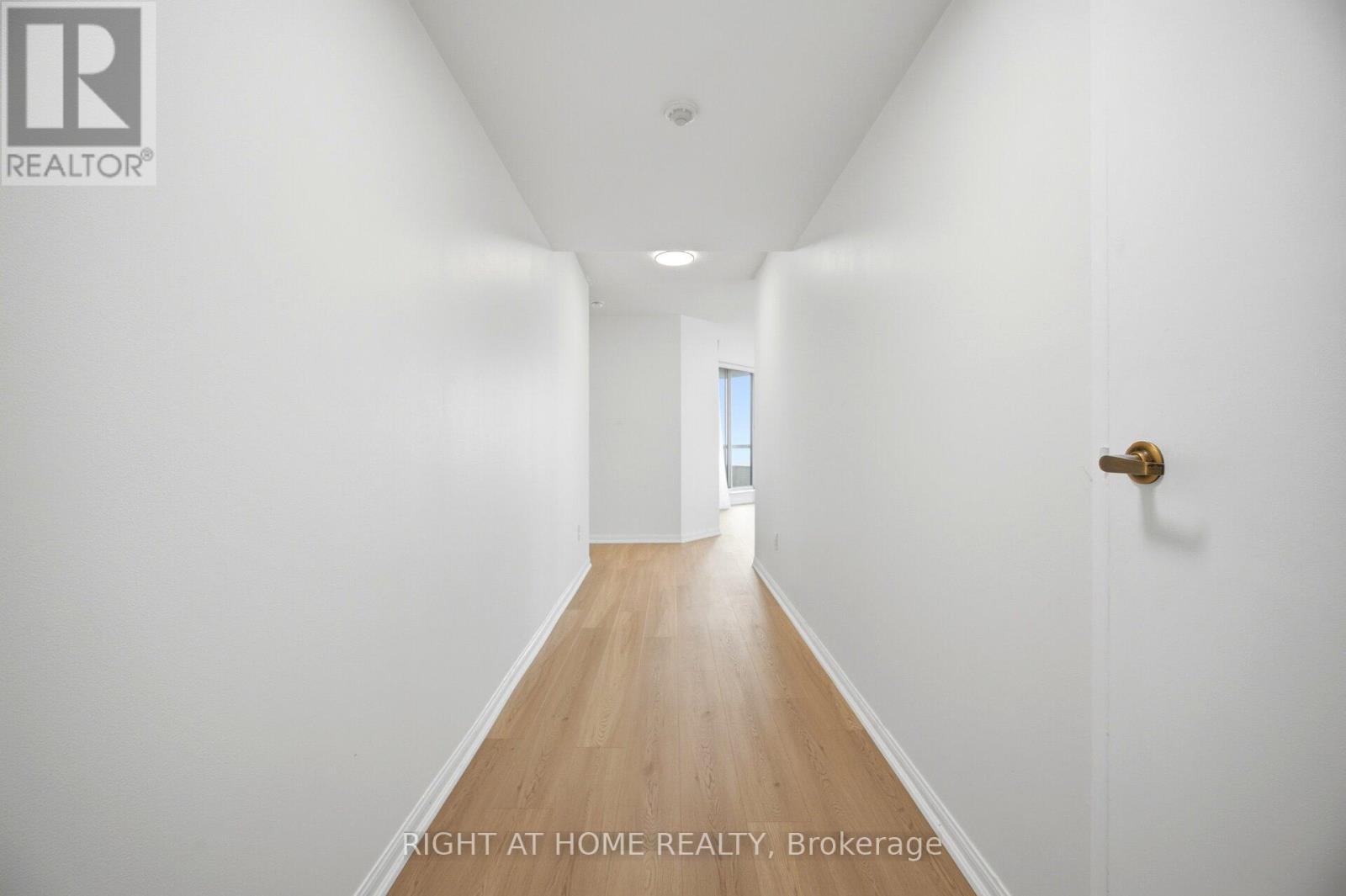 1808 - 550 Webb Drive, Mississauga, Ontario  L5B 3Y4 - Photo 17 - W13497056