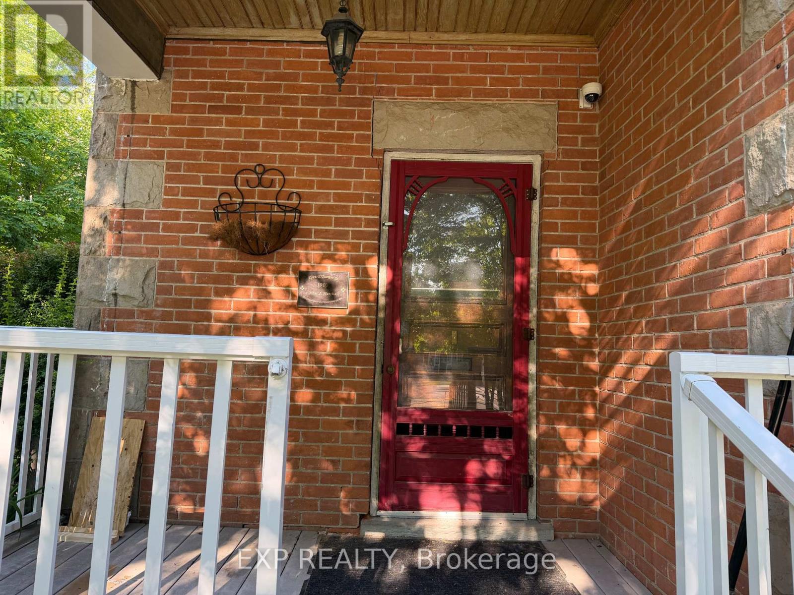 Upper - 52 First Street, Orangeville, Ontario  L9W 2E2 - Photo 2 - W13499804