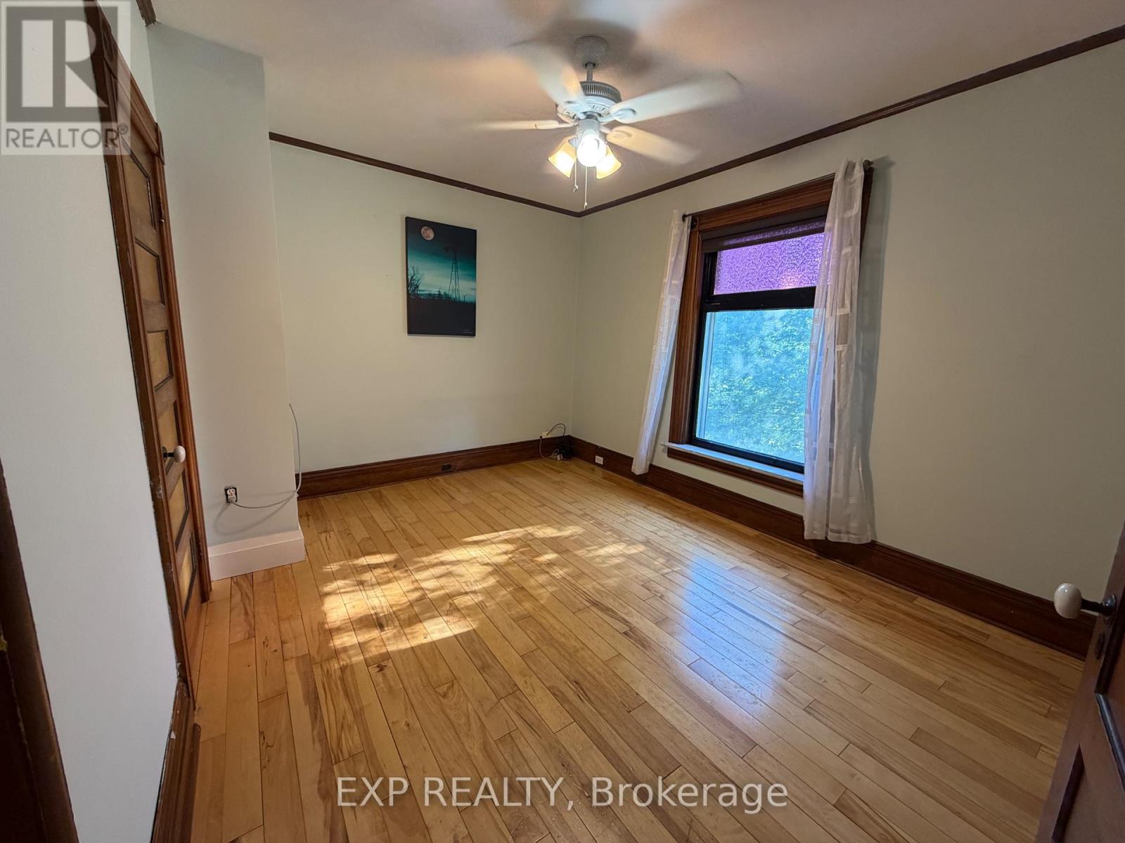 Upper - 52 First Street, Orangeville, Ontario  L9W 2E2 - Photo 7 - W13499804