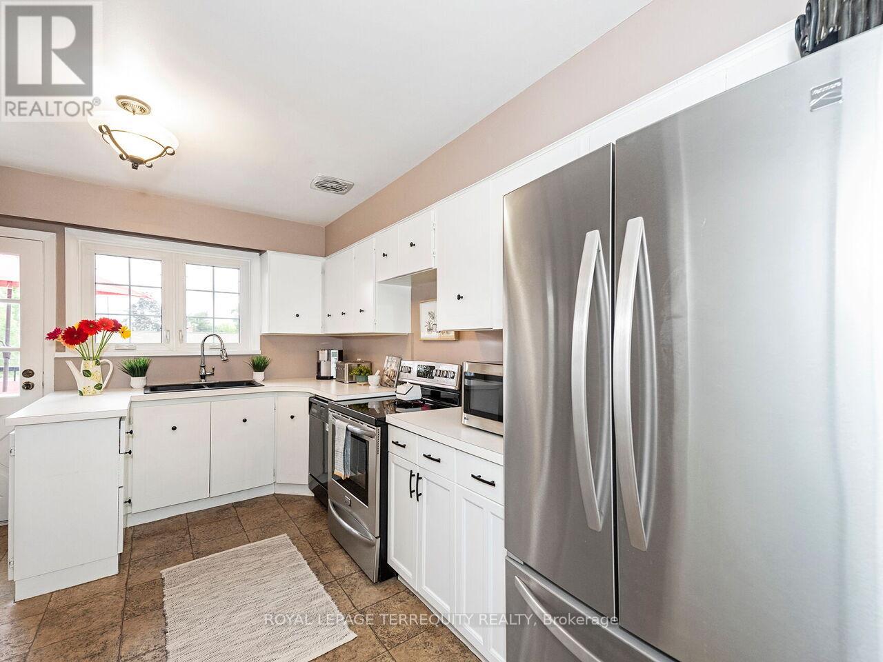 33 Ludgate Road, Toronto, Ontario  M9W 2Y2 - Photo 16 - W13499828