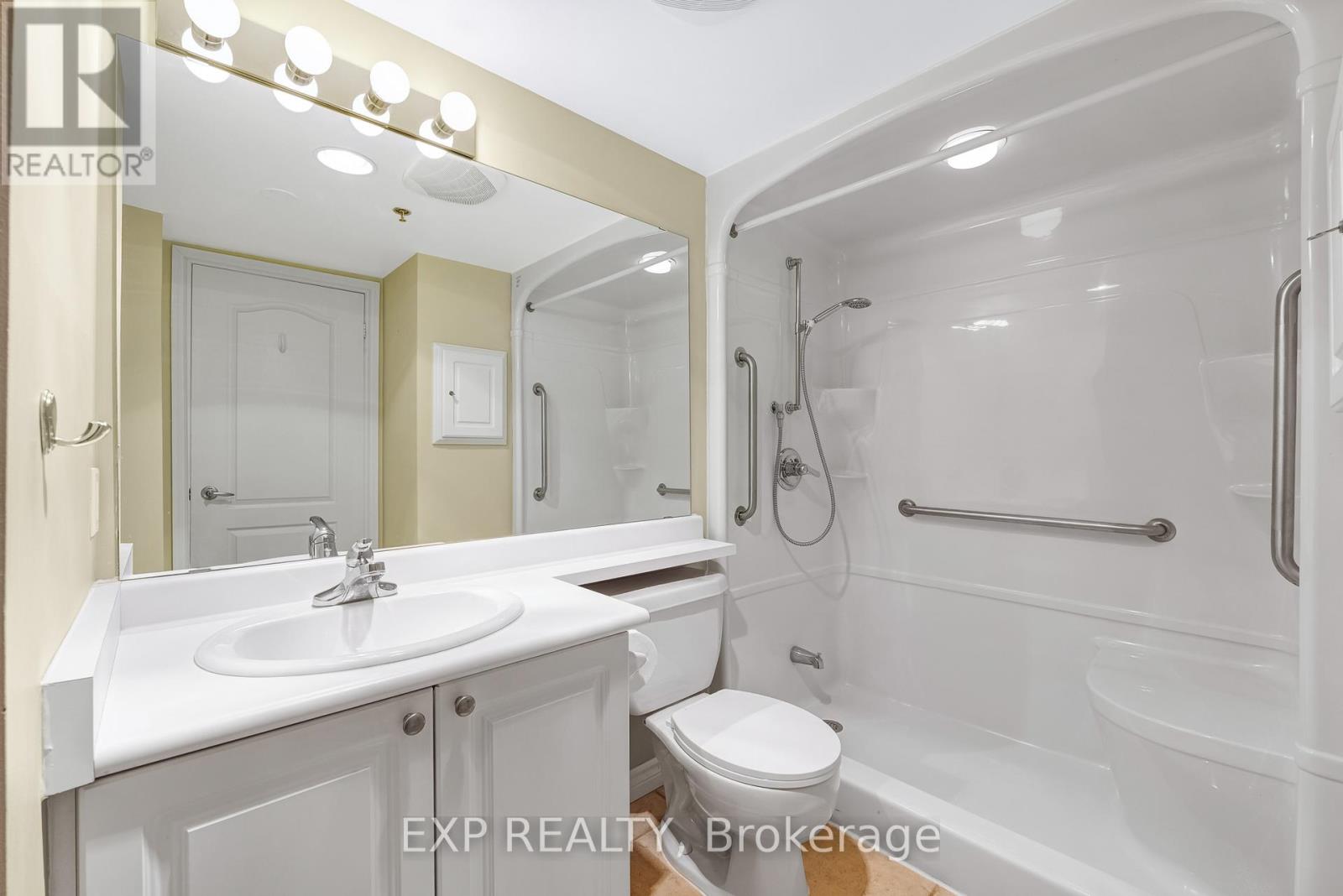 706 - 4640 Kimbermount Avenue, Mississauga, Ontario  L5M 5W6 - Photo 16 - W13499856