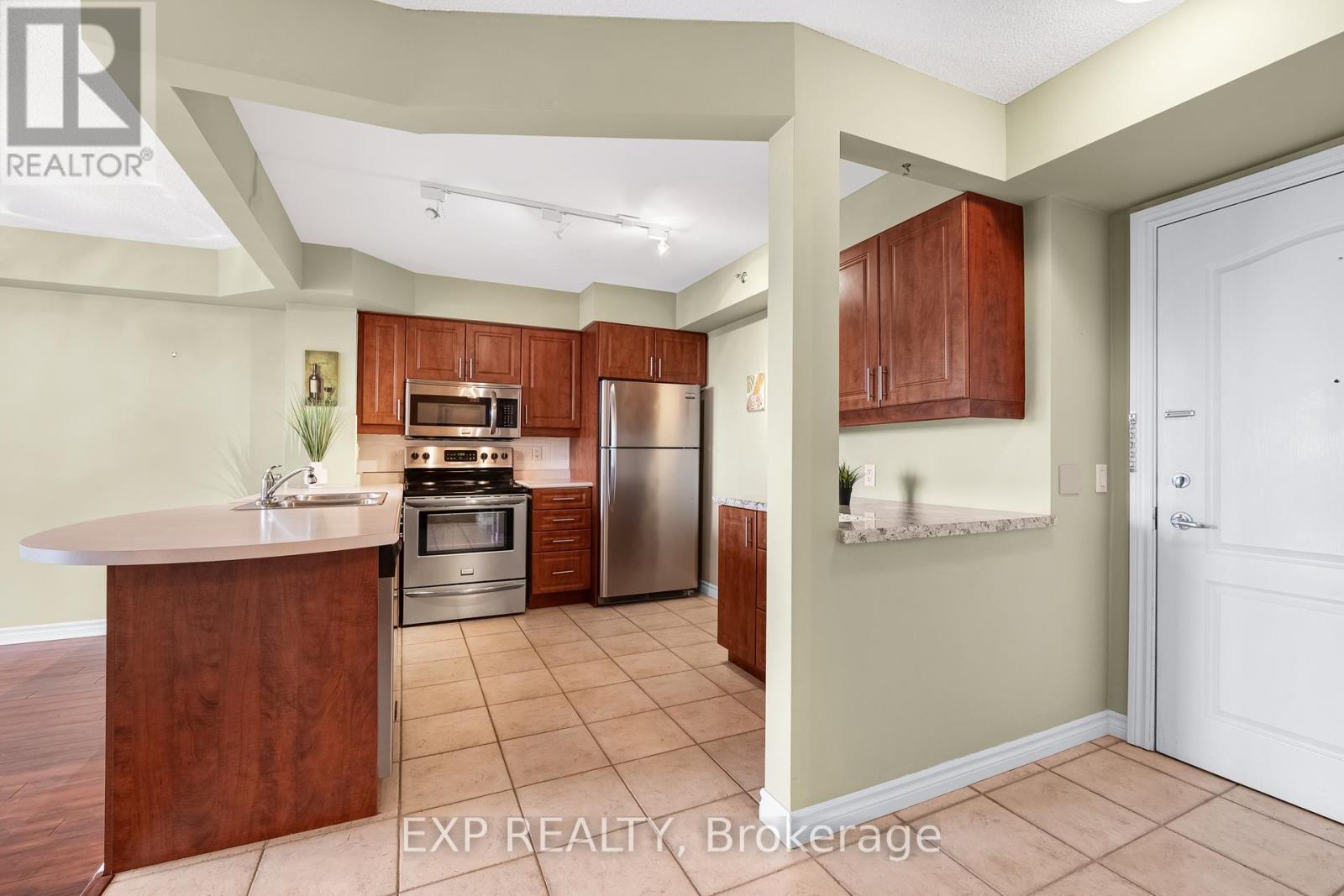 706 - 4640 Kimbermount Avenue, Mississauga, Ontario  L5M 5W6 - Photo 7 - W13499856